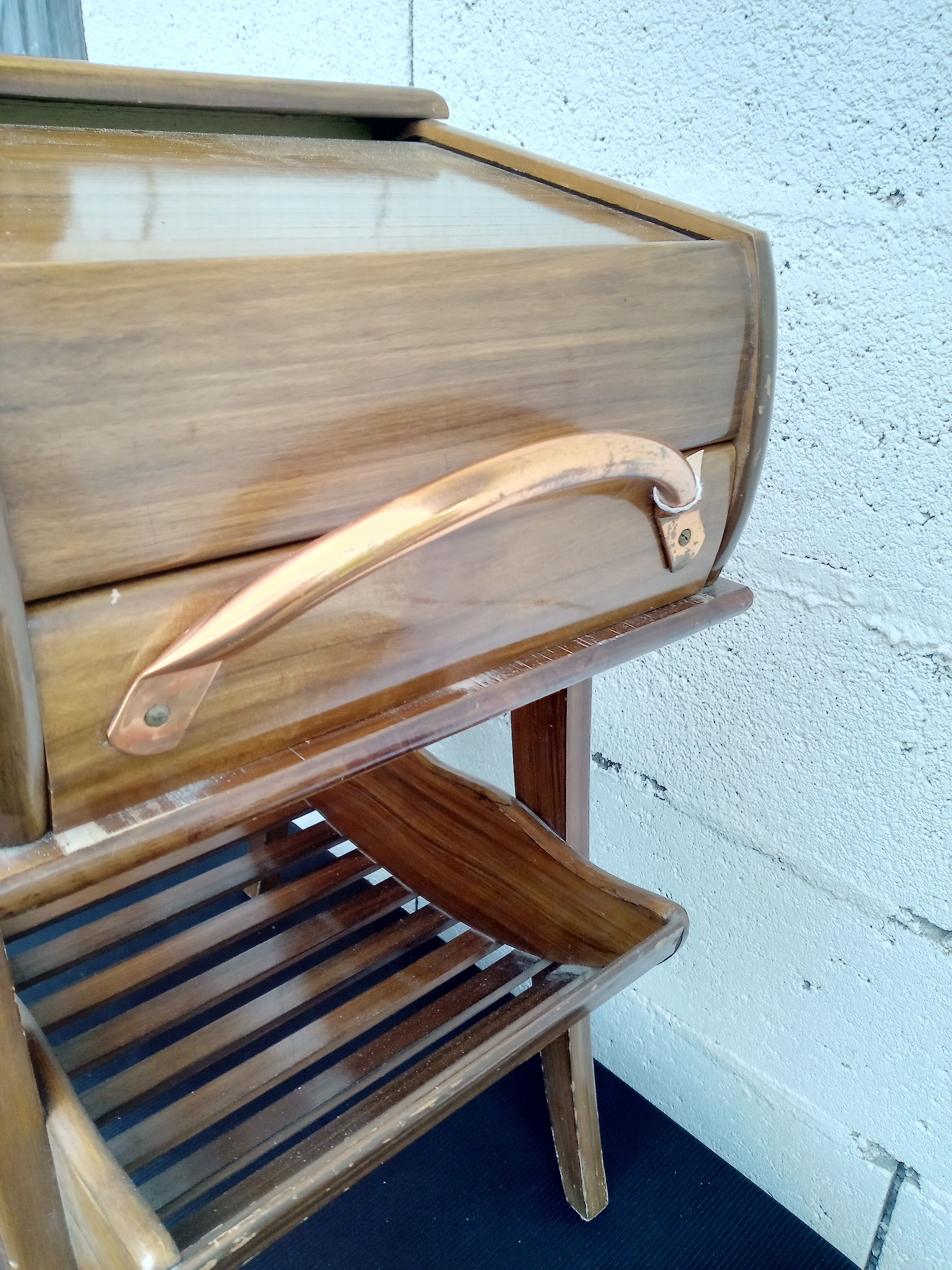 Vintage curtain worker