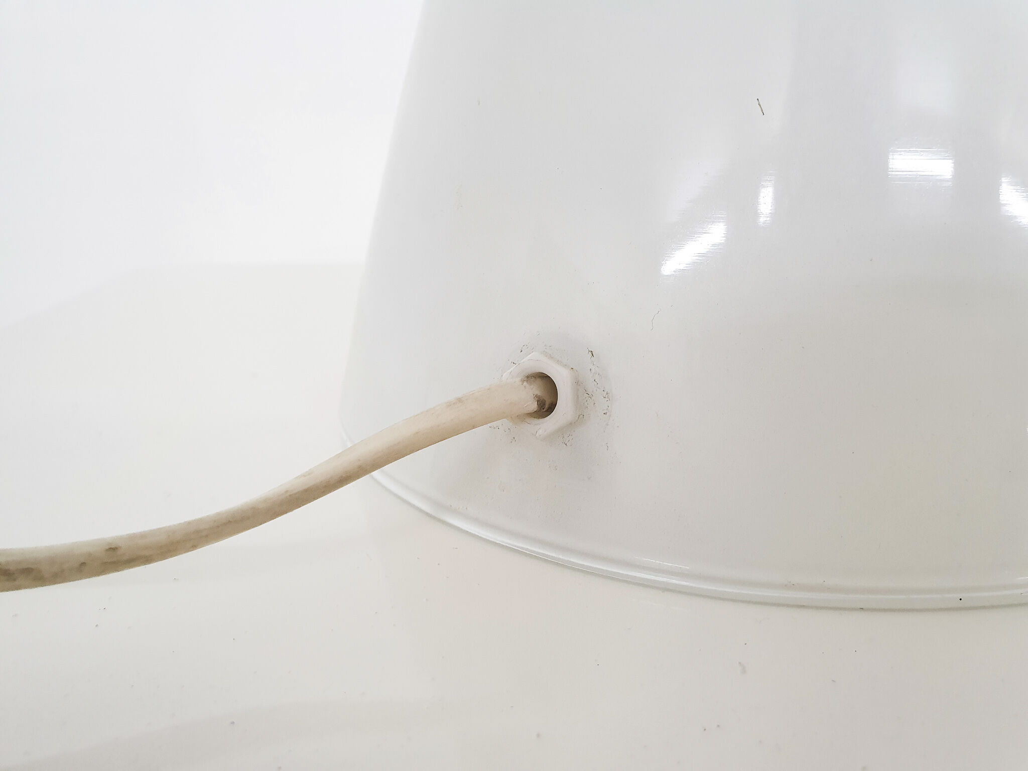 Milk glass pyramid table lamp "Teepee" by SCE France