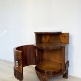 Table de chevet unique en noyer de style Art déco italien, années 1930.