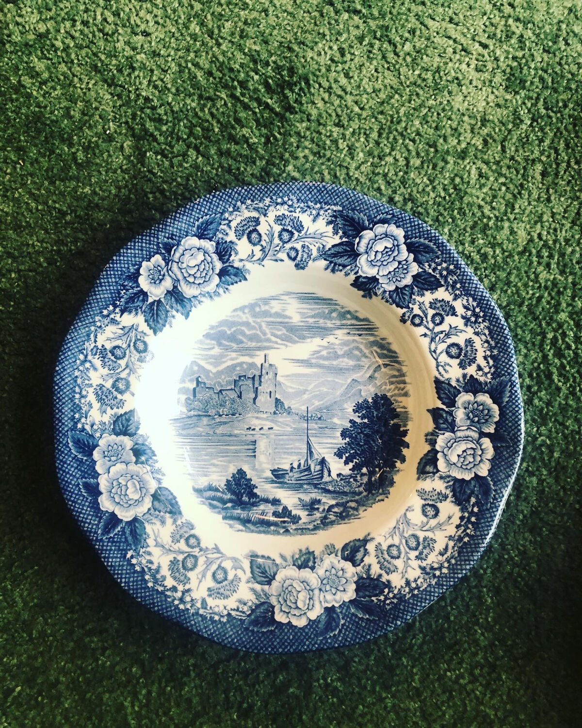 12 Wedgwood Lochs of Scotland plates