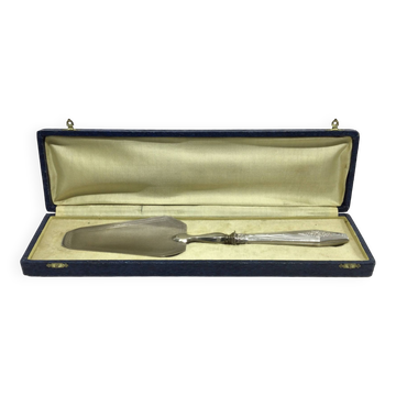 Art Deco pie shovel