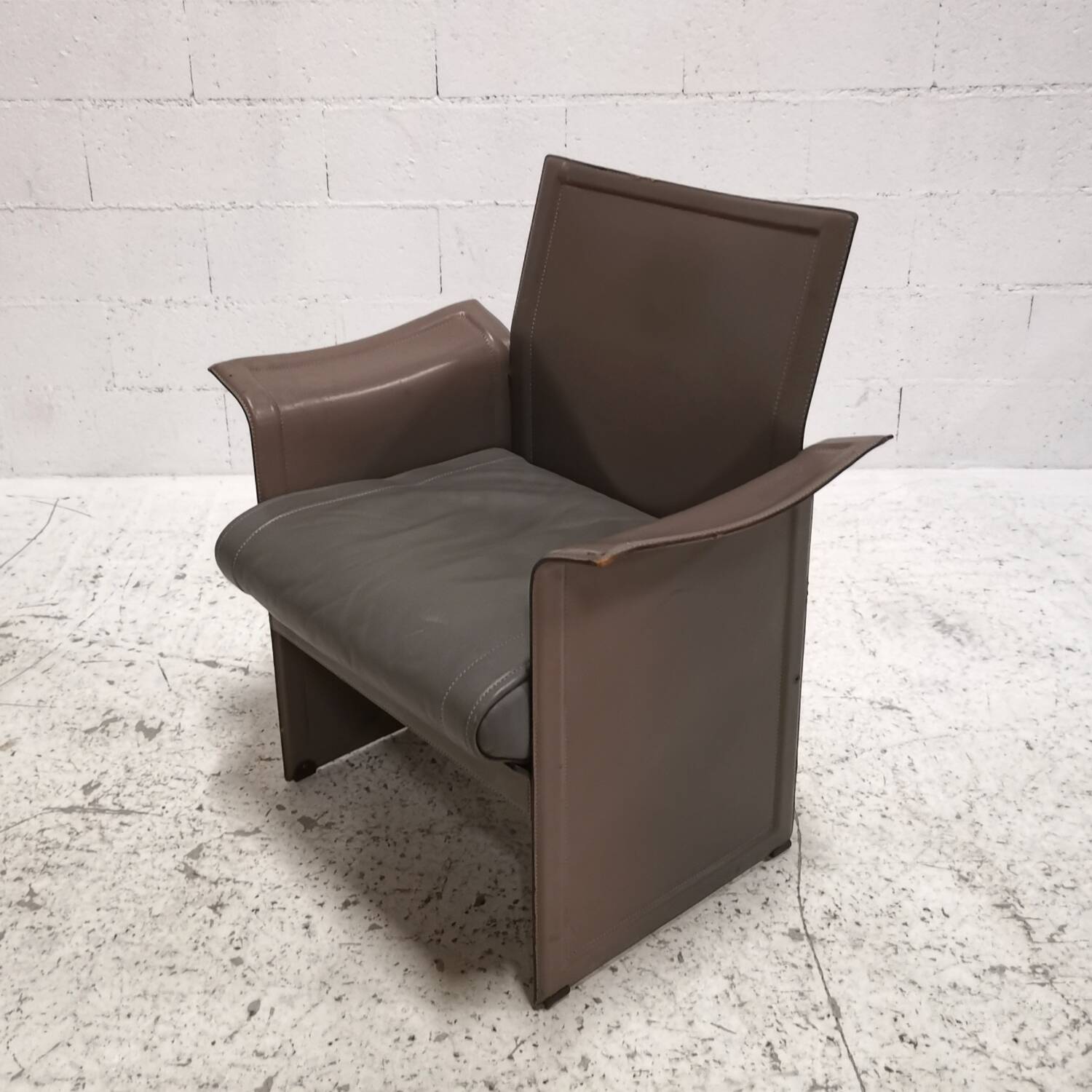 Large Korium armchair(s), design by Tito Agnoli, Matteo Grassi, 1980