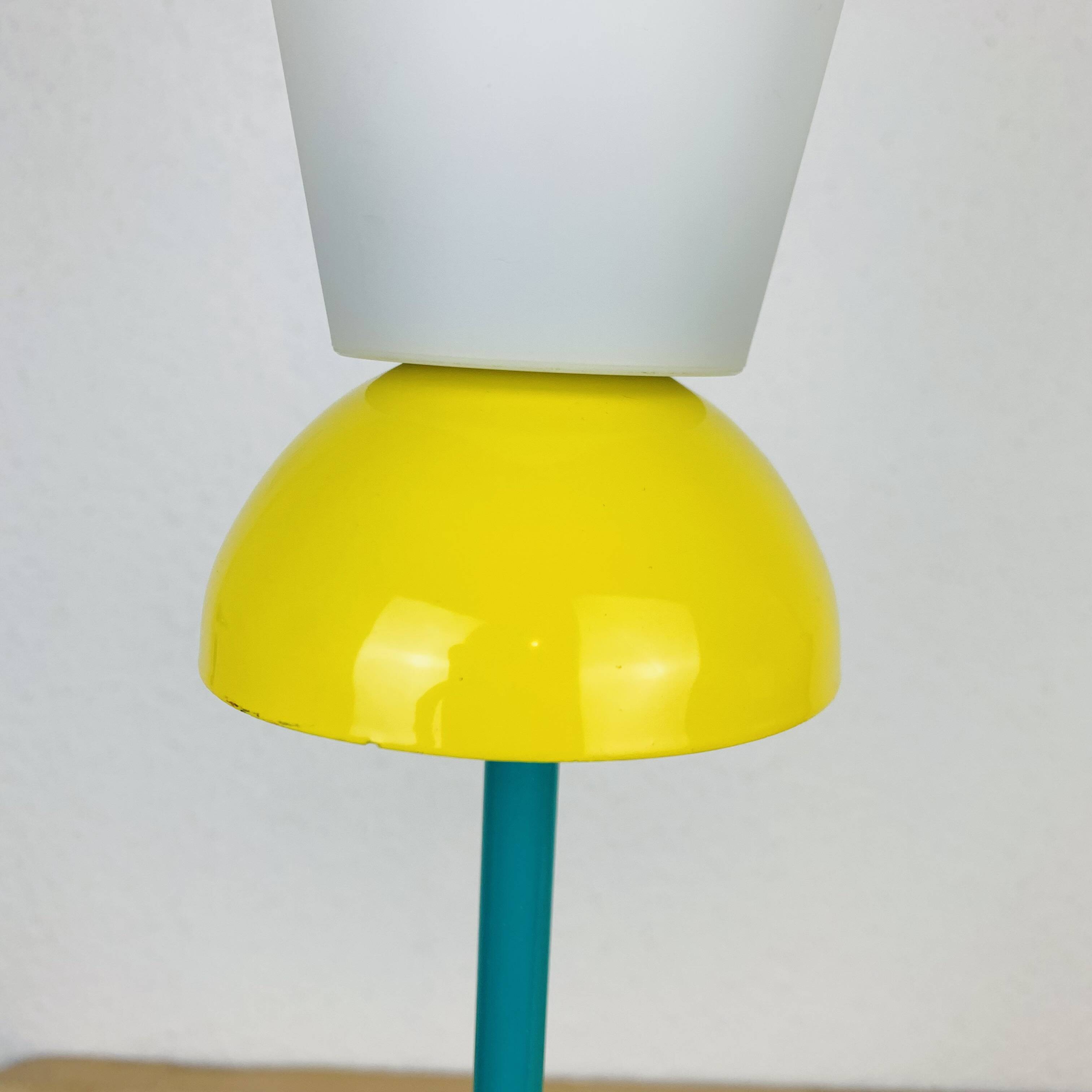 Memphis style primary color lamp, 80s