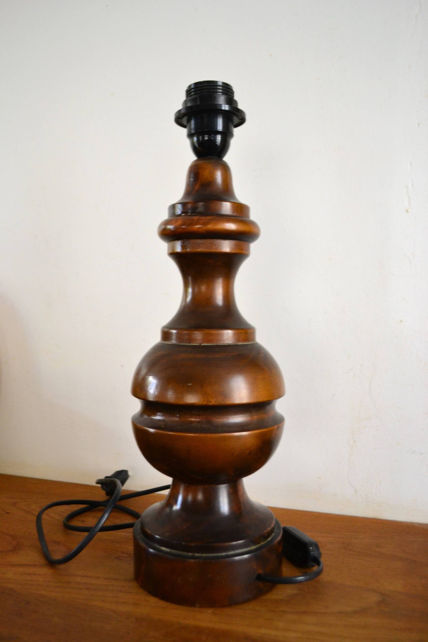 Vintage 60s turned wooden lamp