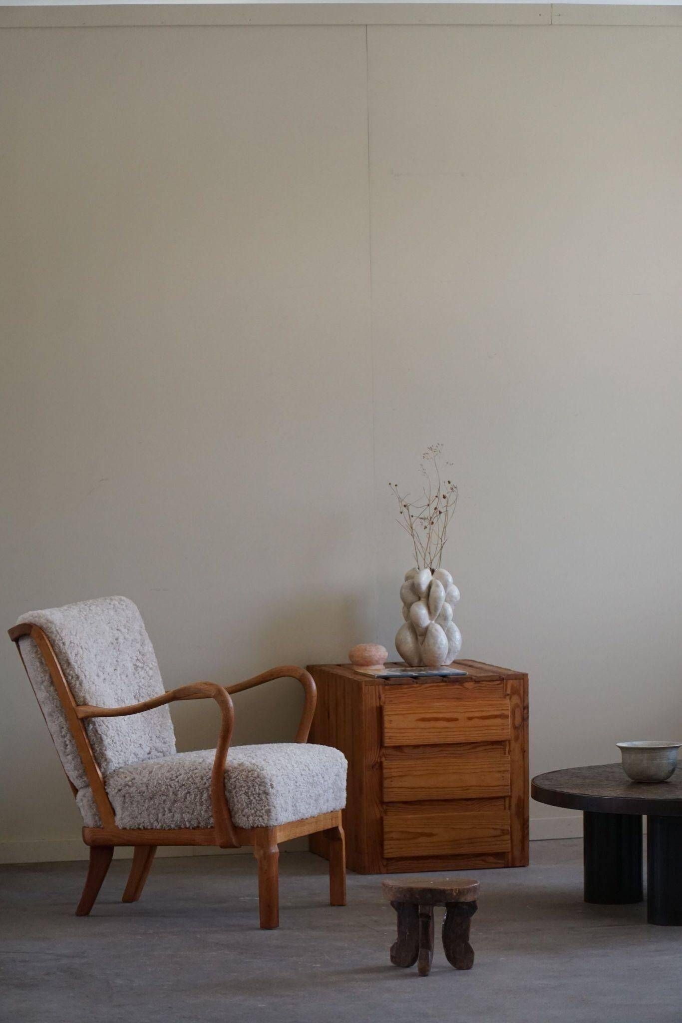Free-standing primitive pine commode, mid-century Swedish, 1950s.