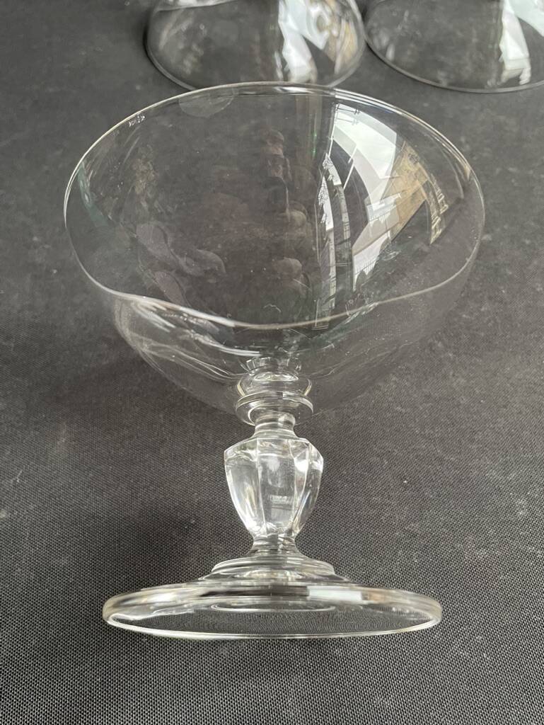 6 coupes à champagne – cristal uni taillé