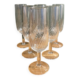 6 clear glass champagne flutes in very good condition