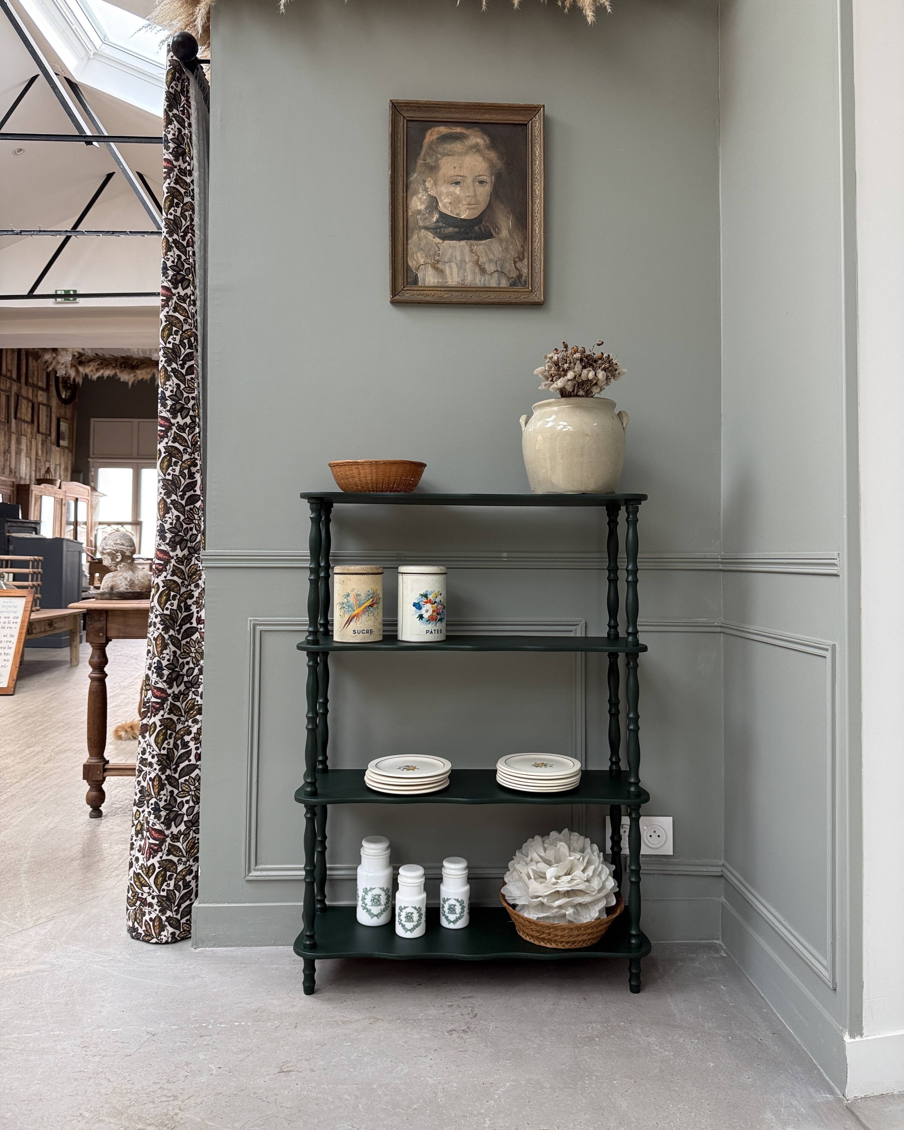 Antique shelf on a stand in the Napoleon III style (renovated)