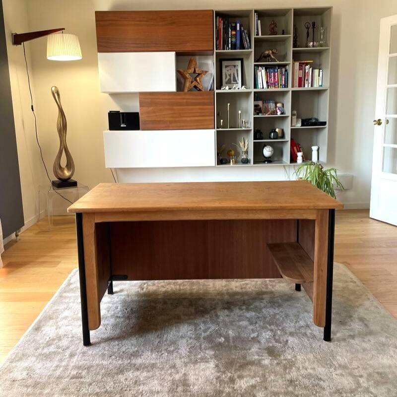 Vintage desk with modernist design – Prouvé style
