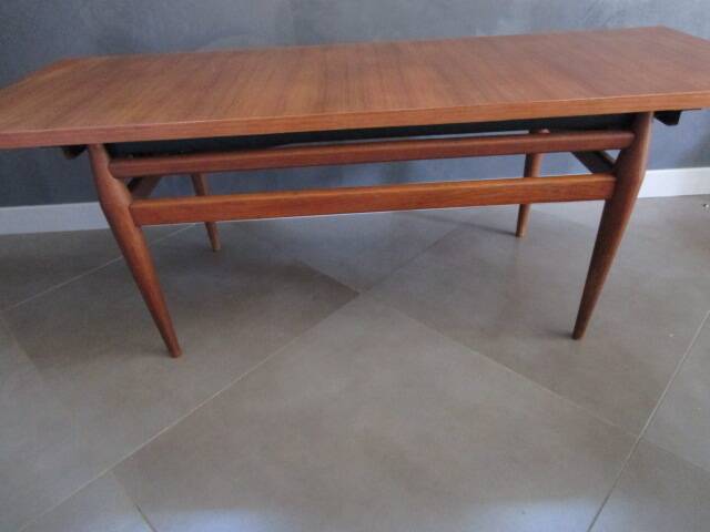 Table basse monte-et-baisse scandinave en acajou – Vintage