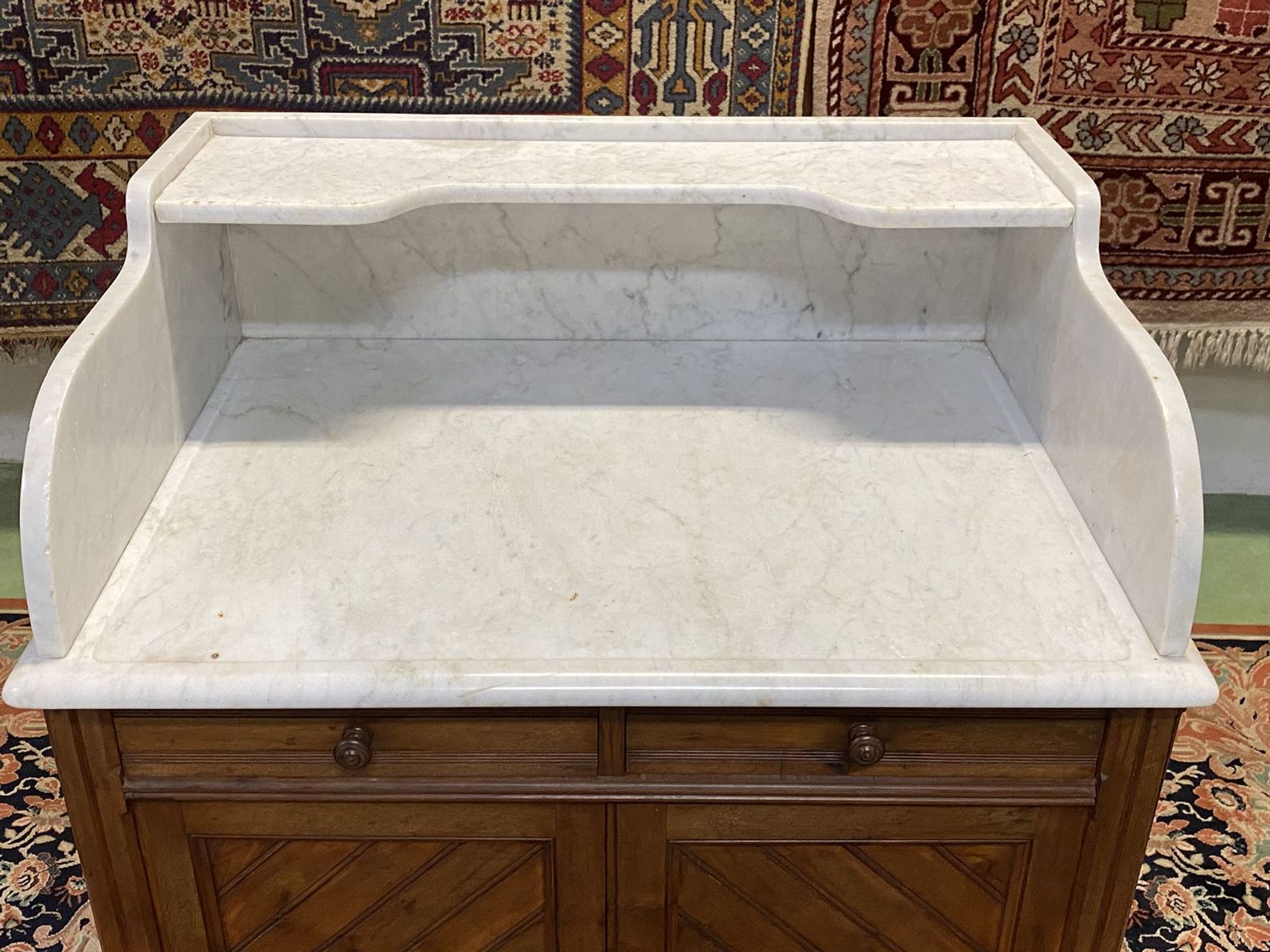Toilet furniture in pitch pine and marble top - 30s