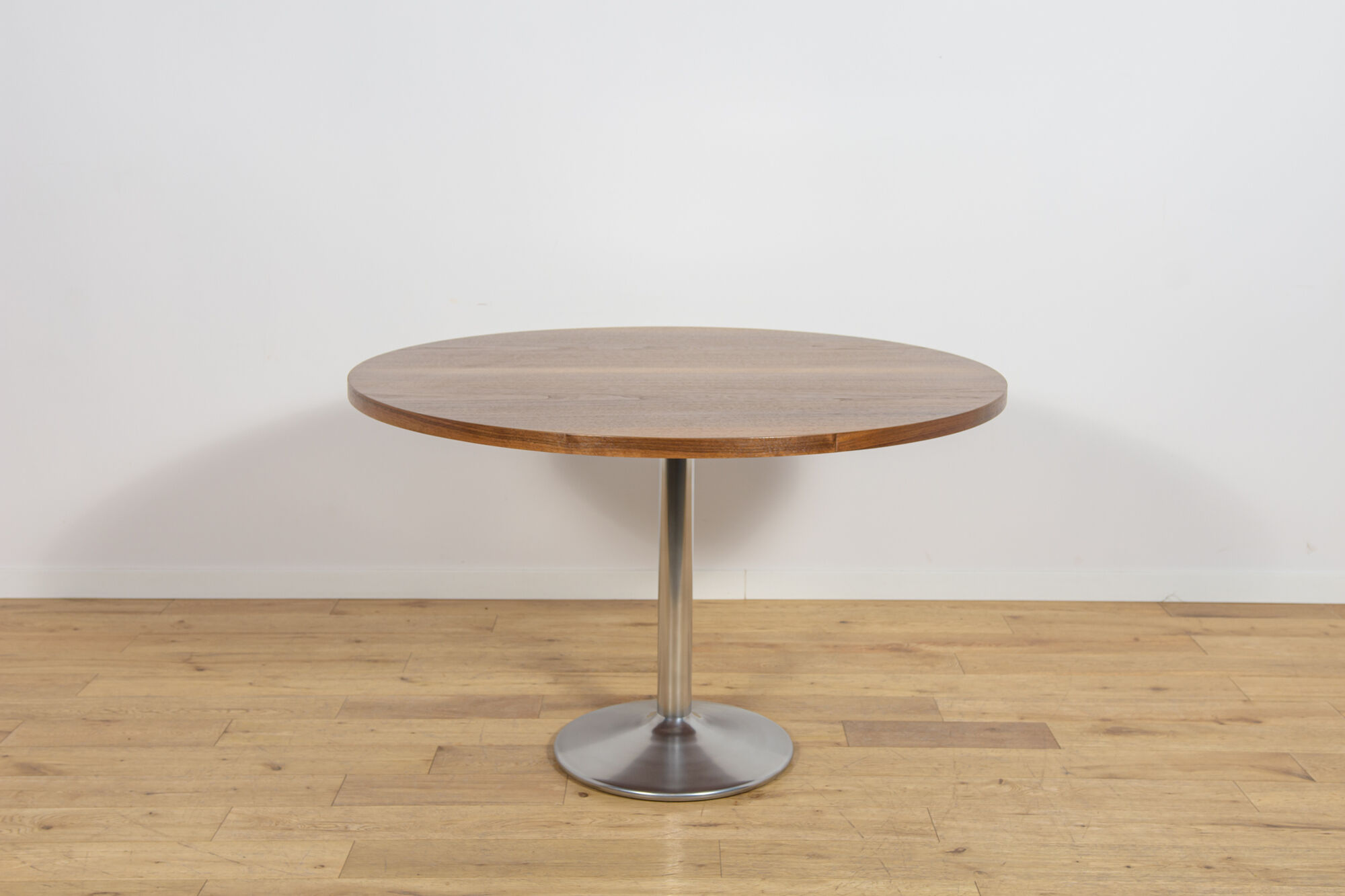 Mid-Century Round Walnut Dining Table, Denmark, 1970s