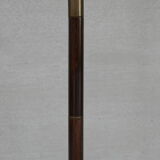 Lampadaire en laiton et bois du milieu du siècle