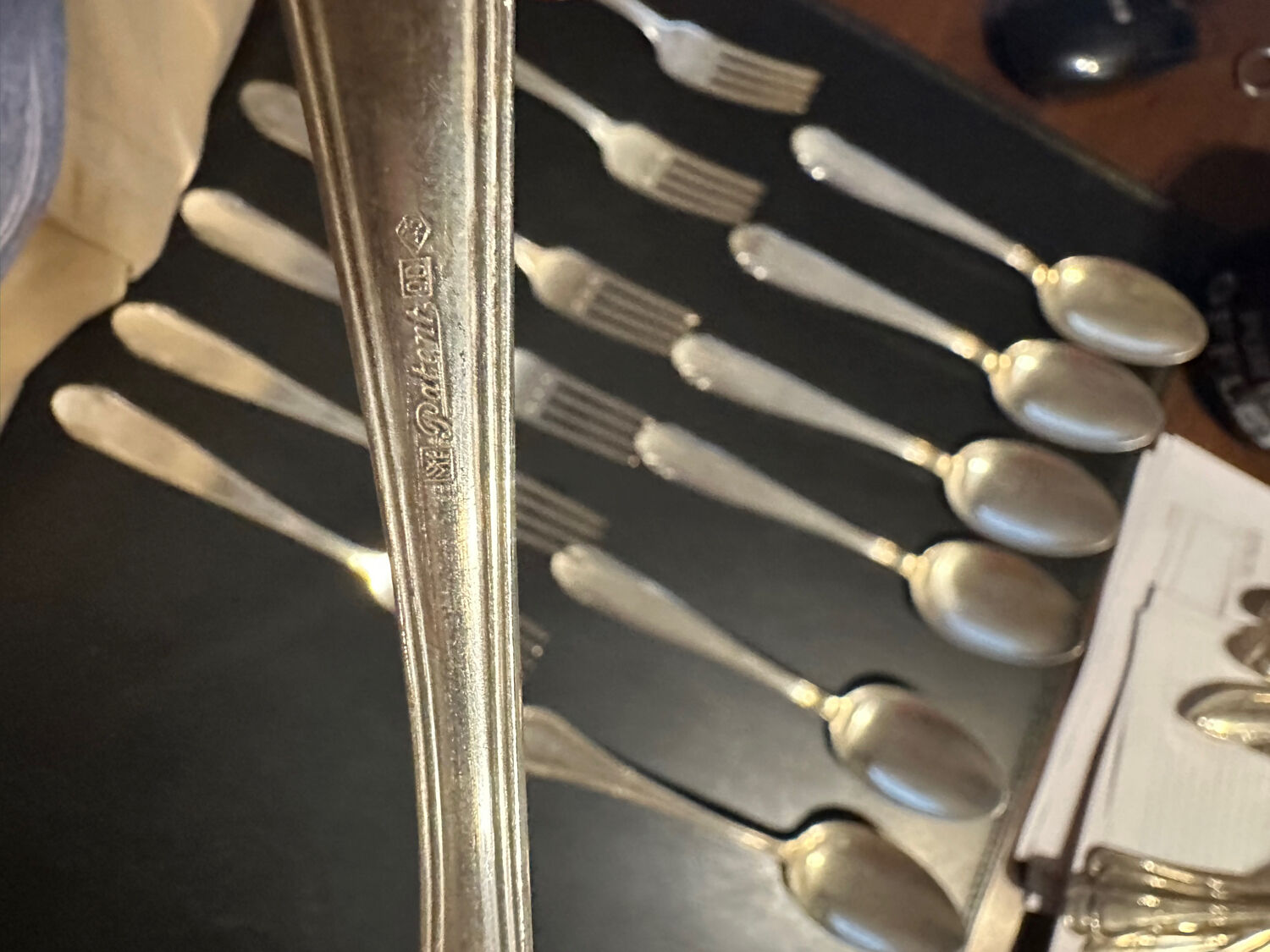 6 silver-plated spoons and 6 forks