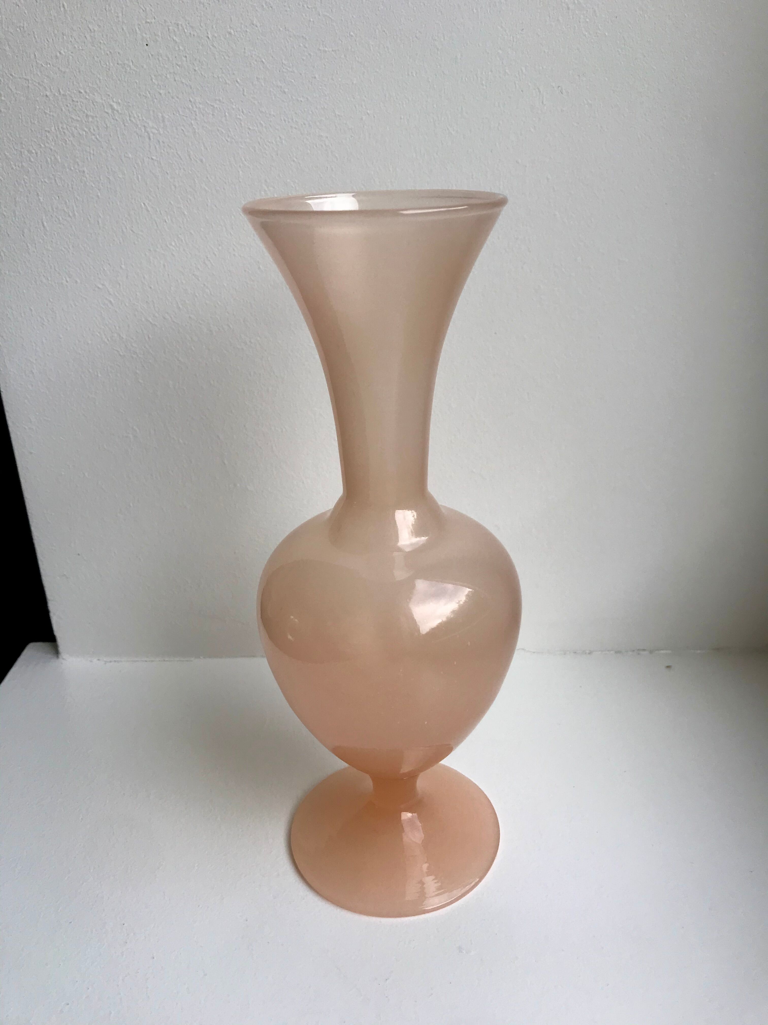 Pale pink opaline vase 40s