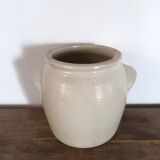 Off-white ancient sandstone pot