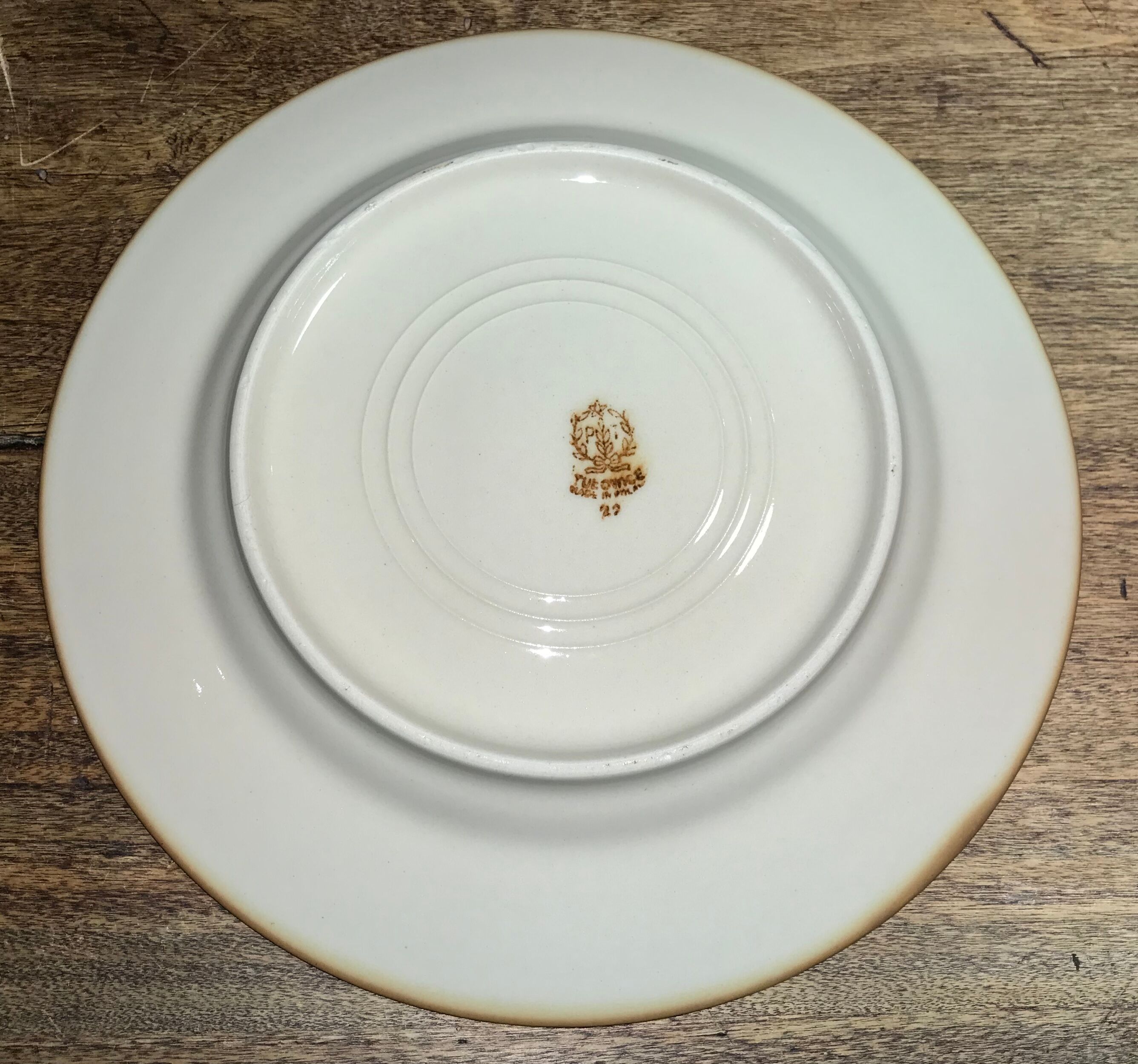 Série de 6 assiettes en grès