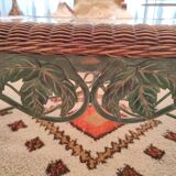 Coffee table in wrought iron, rattan and glass