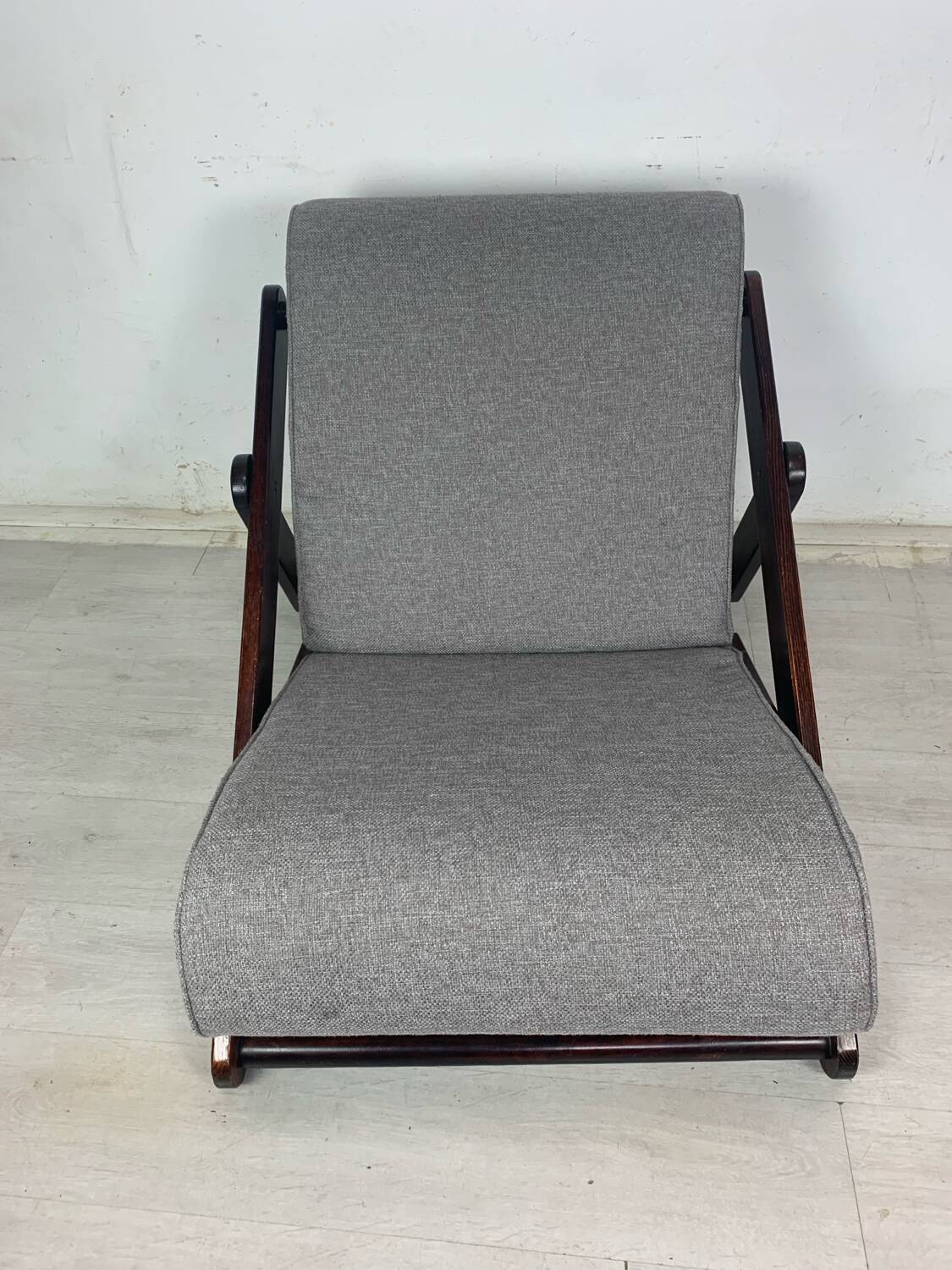 Pair of folding armchairs