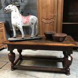 Cheval en papier mâché