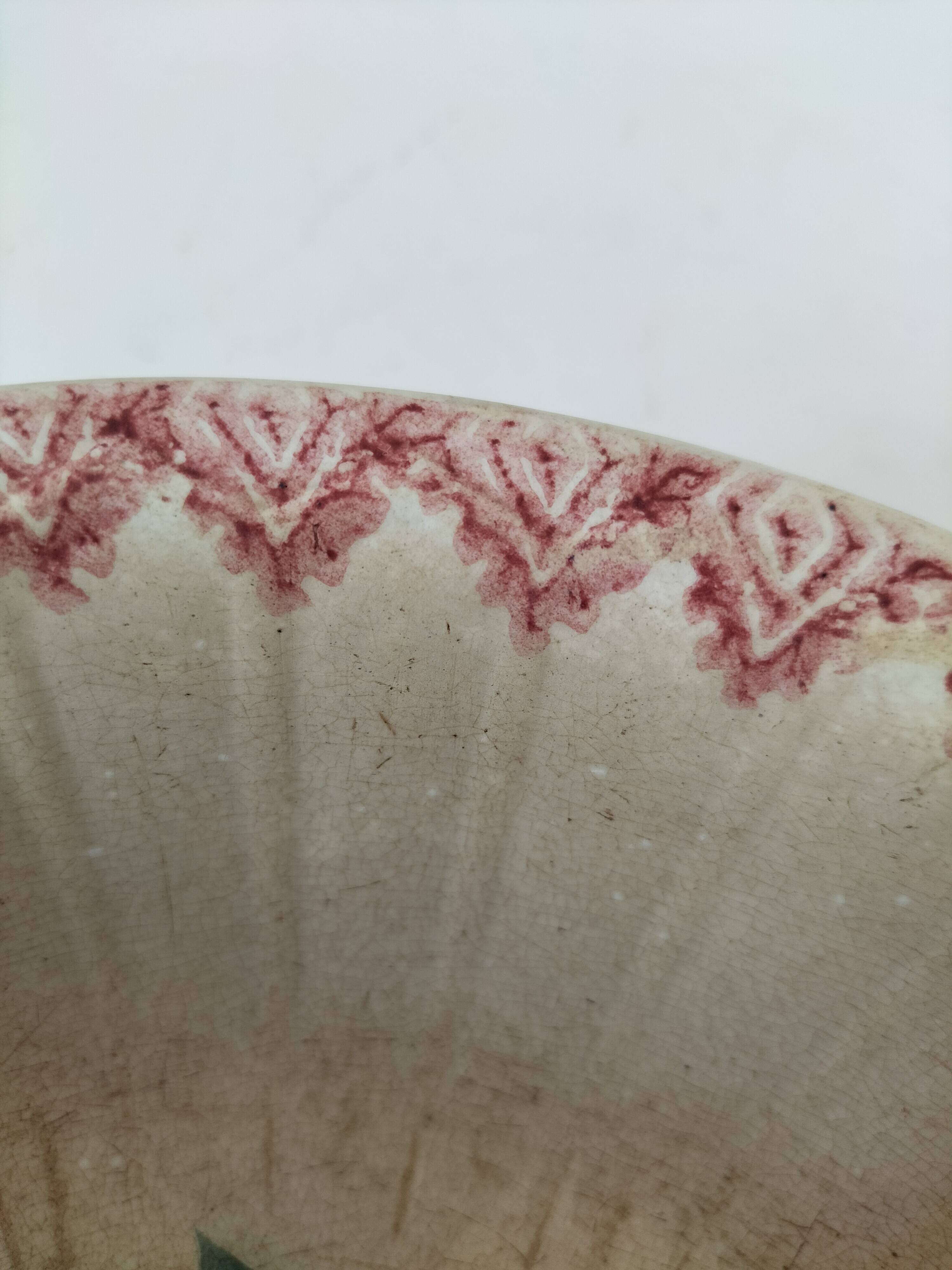 Old regional dish HB & Cie iron earth