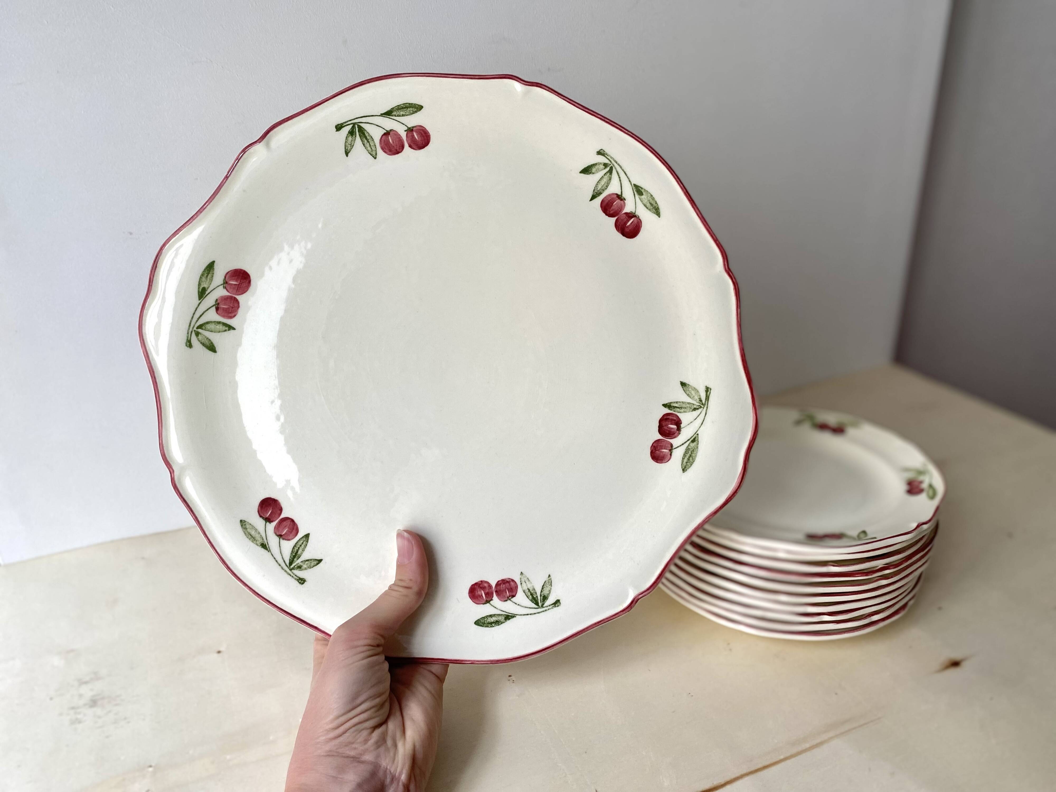 "Cherries" dessert service by Gien vintage, pie dish + 10 dessert plates, Faien ceramic