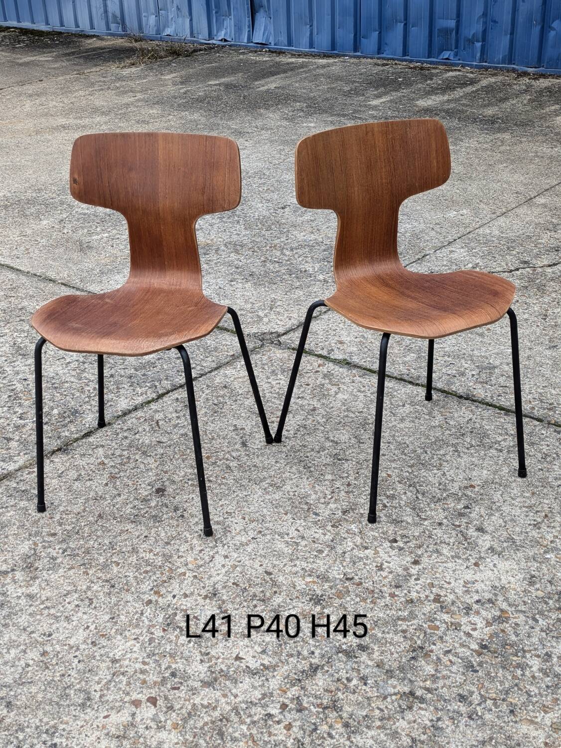 Pair of Hammer Chairs, Hammer, Model 3103 by Arne Jacobsen for Fritz Hansen, 1960s vintage