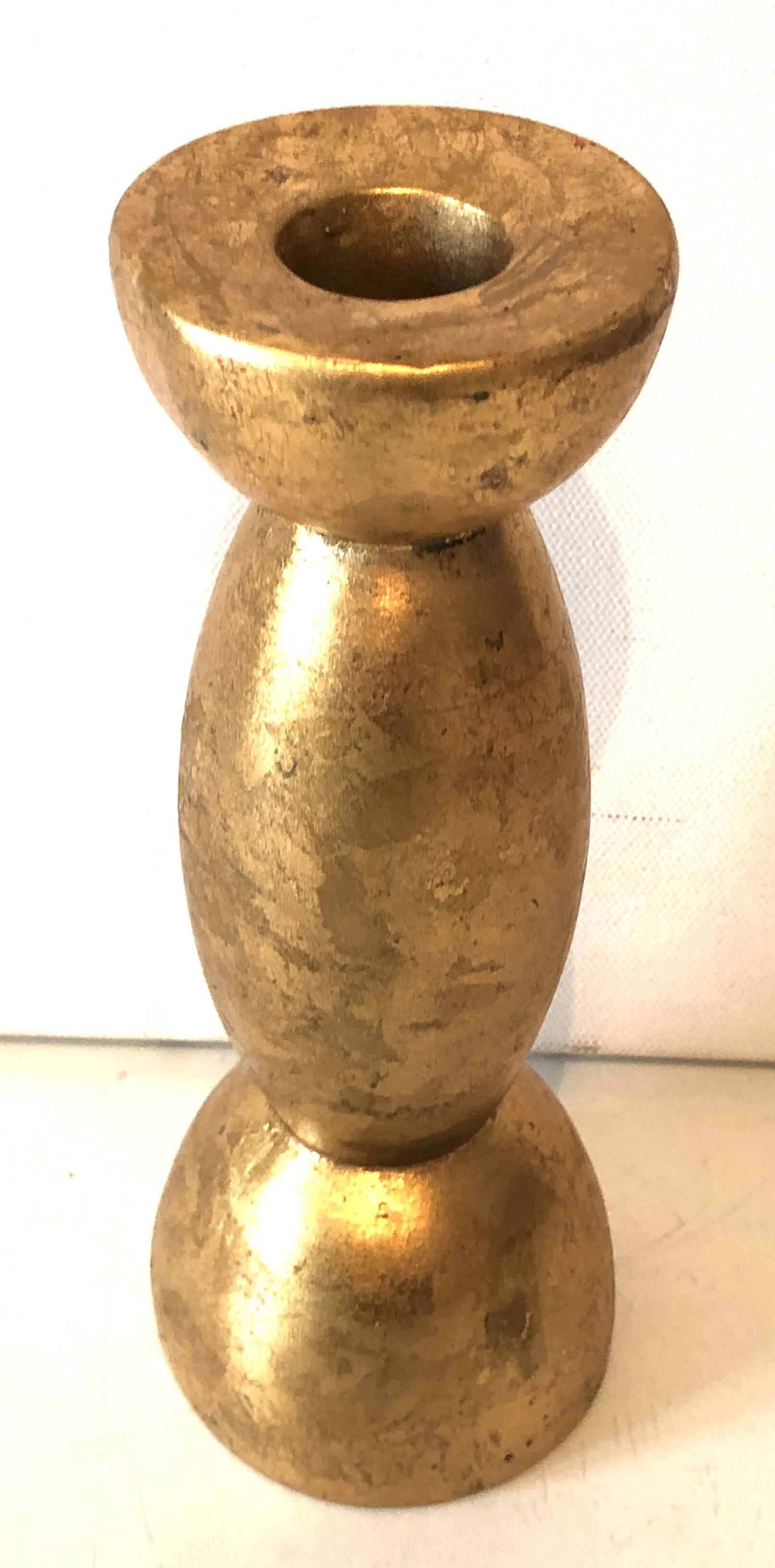 Candle holder