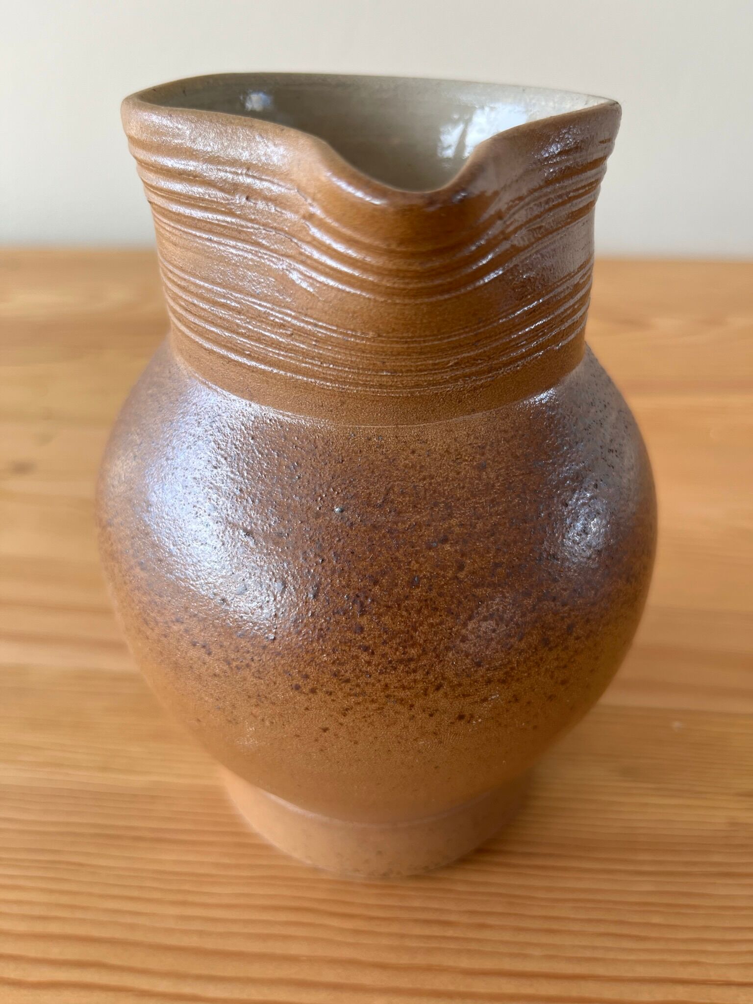 Pitcher in glazed sandstone