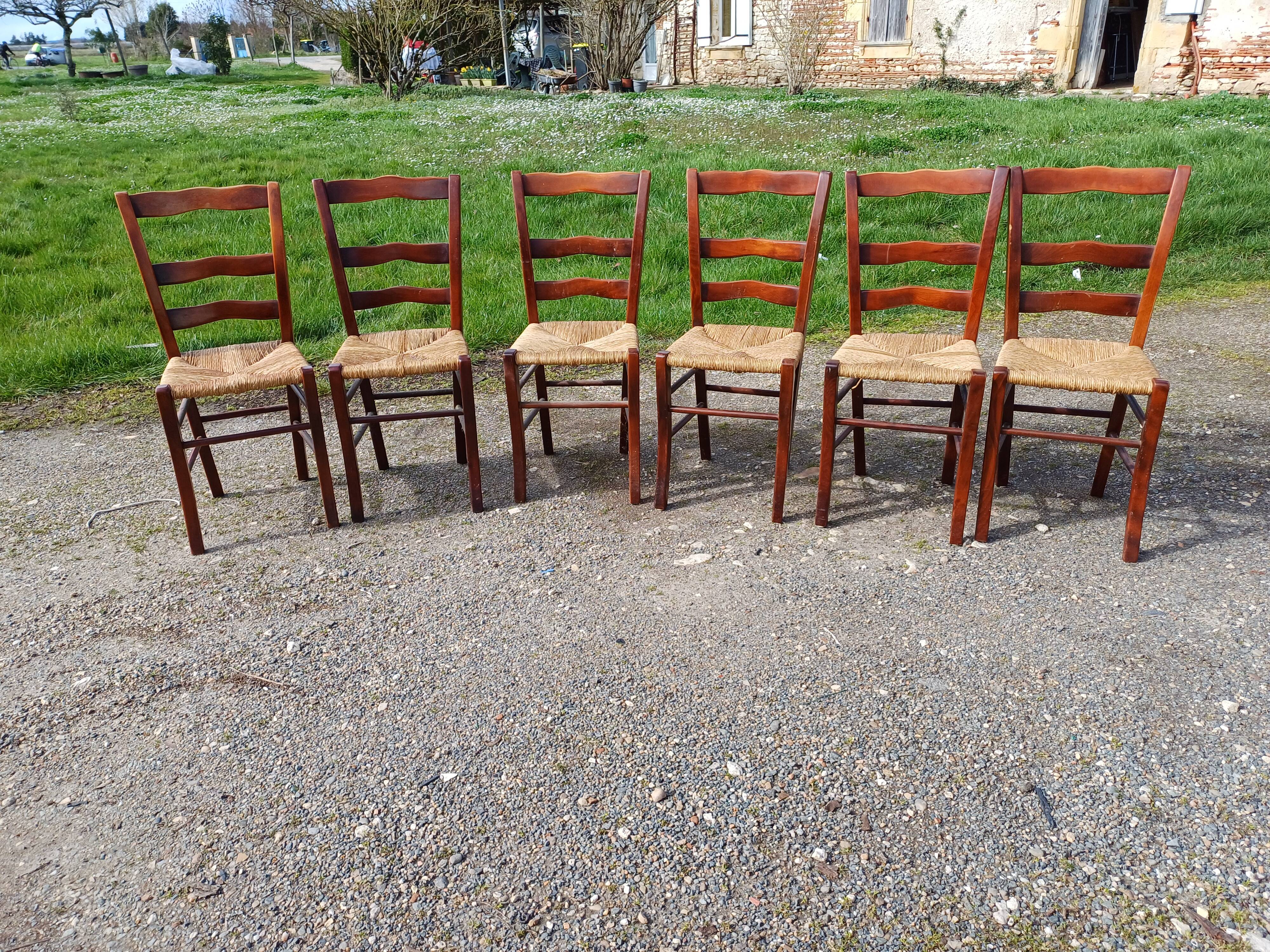 6 old straw chairs