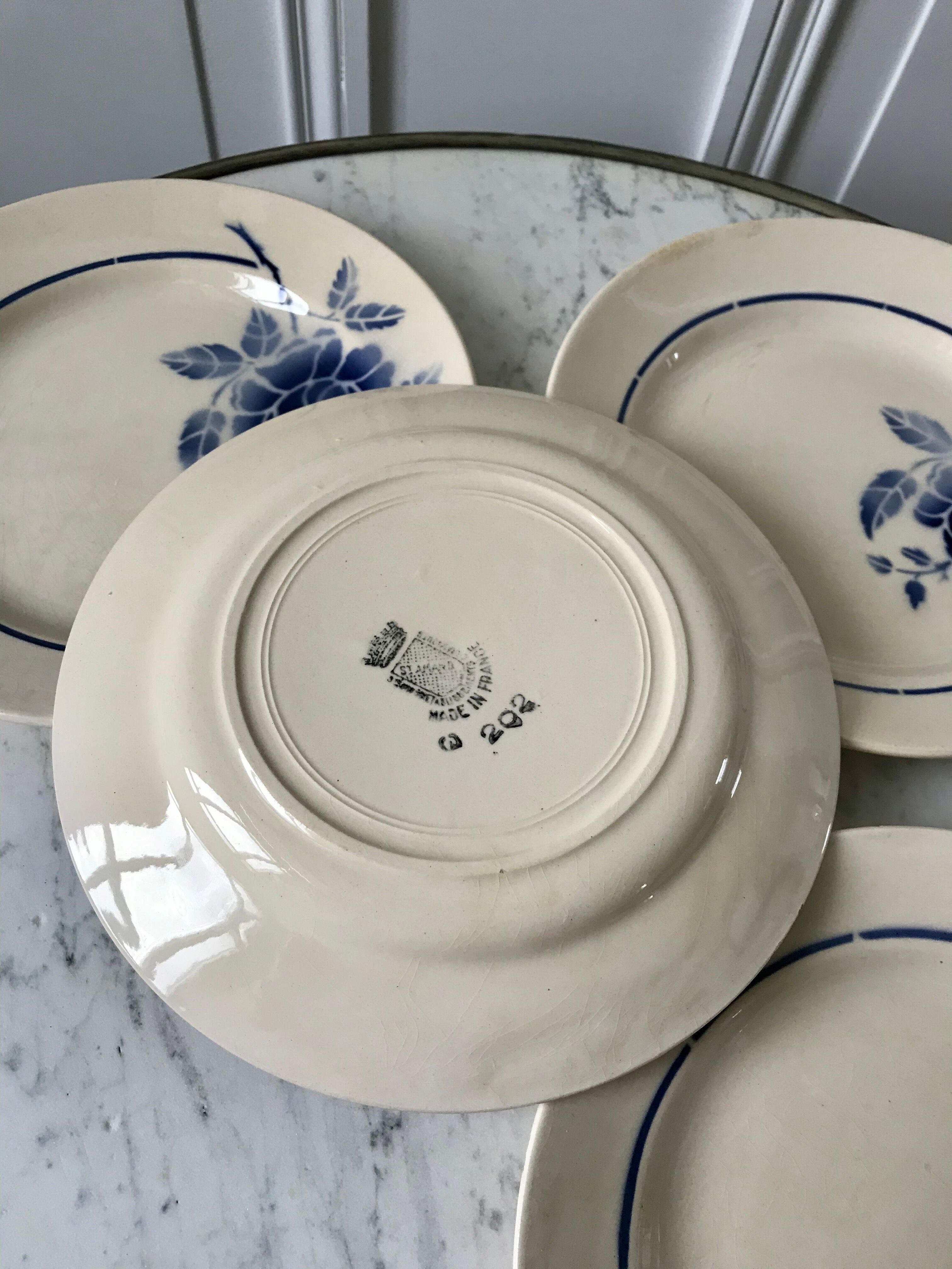 set of 4 dessert plates blue flowers Saint-Amand years 30-40