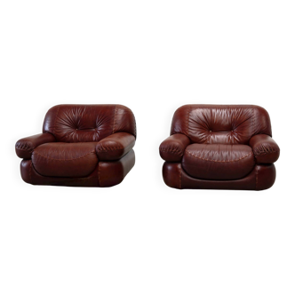 Set of two leather Sapporo lounge chairs by Mobil Girgi