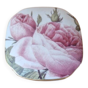 Bonbonnière en porcelaine