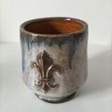 Fleur-de-lis glazed earthenware mug