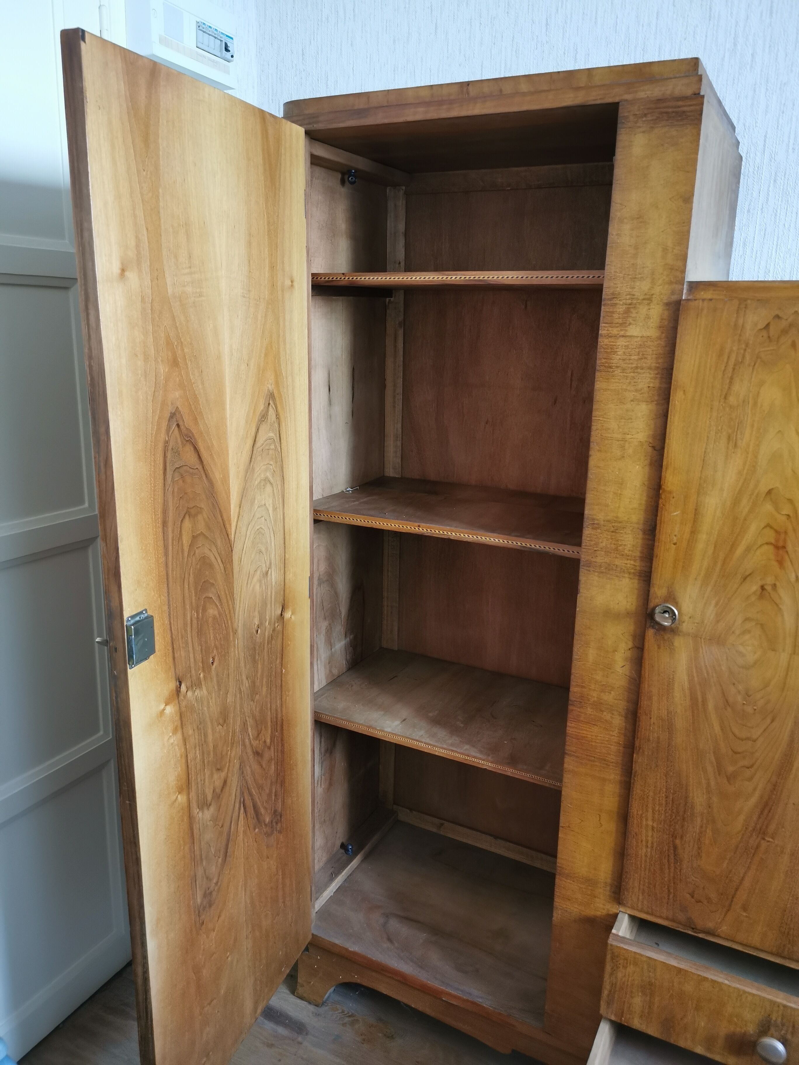 Vintage asymmetric cabinet