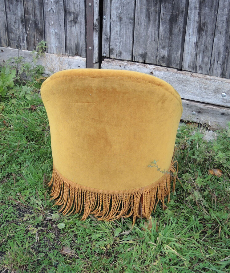 Former toad chair in mustard yellow velvet