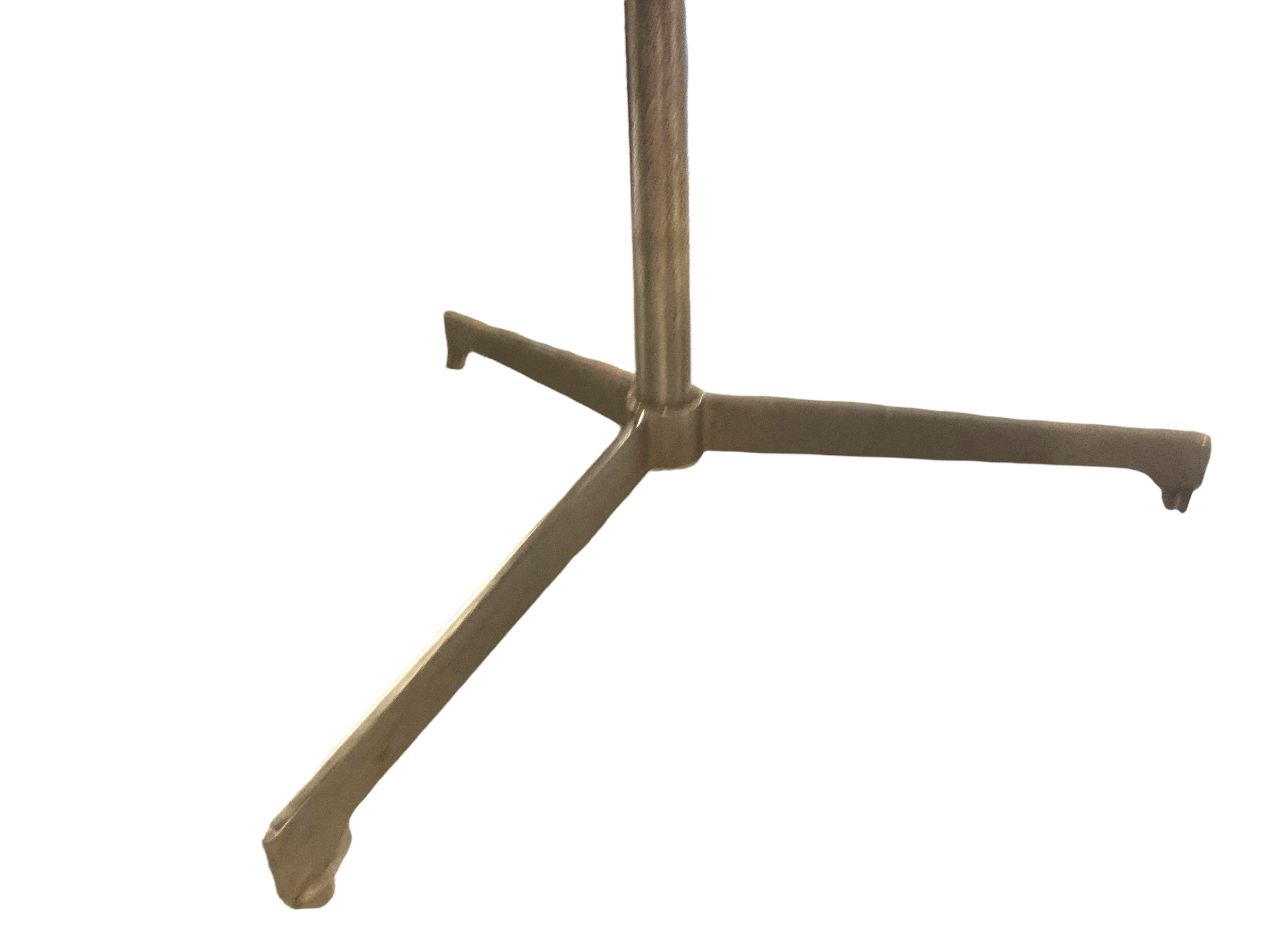 Important Design Living Room Roundtable