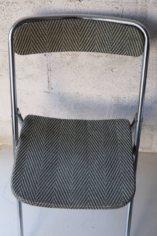 Chaise pliante vintage en métal chromé et tissu chevron