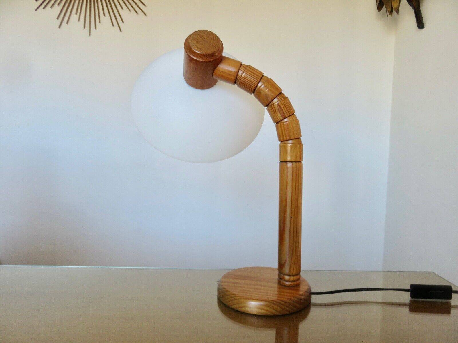 Scandinavian articulated lamp in pine and plastic 1970