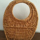 Wicker wall basket