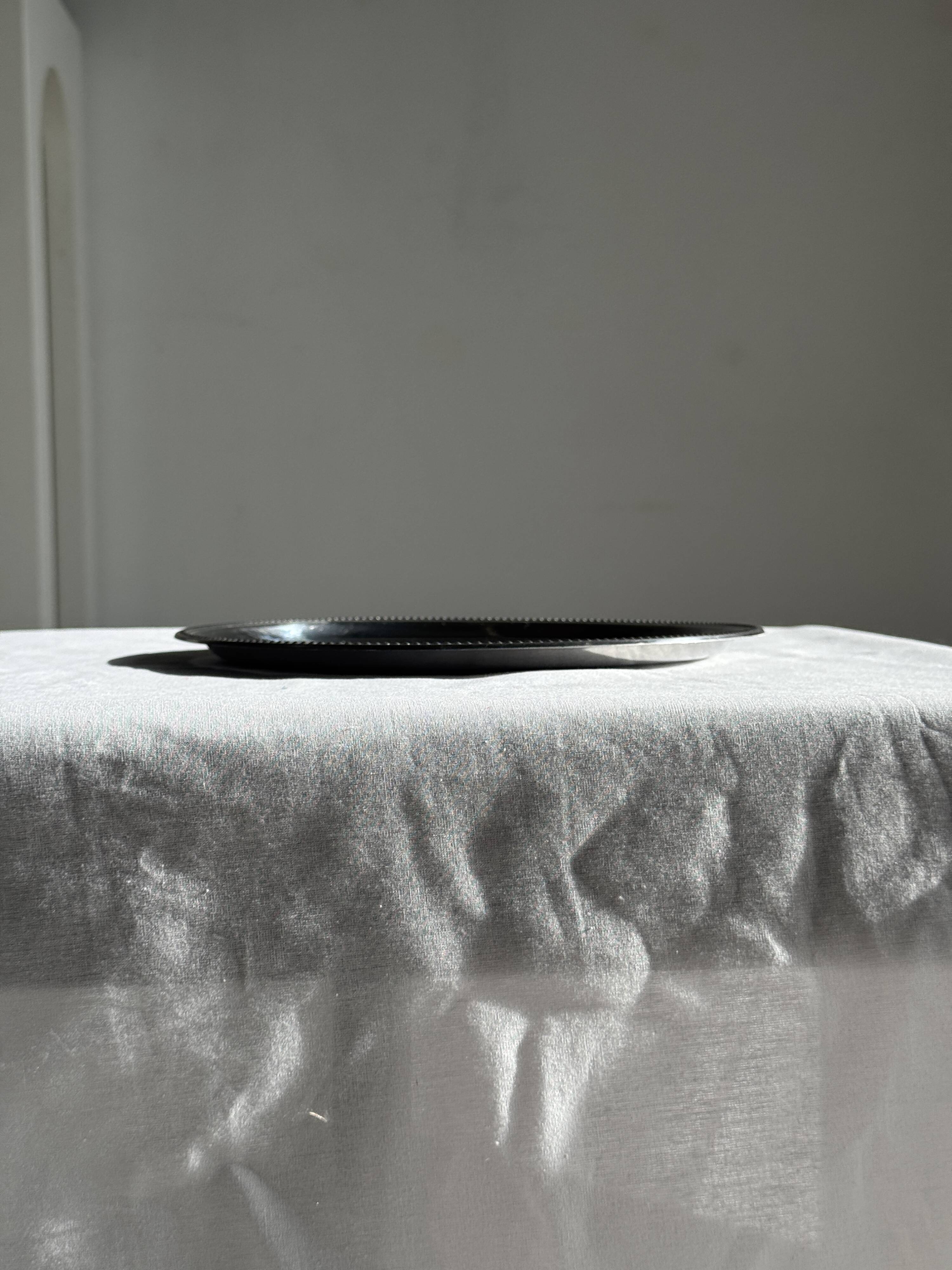 Vintage circular plate with pearl stripe D27