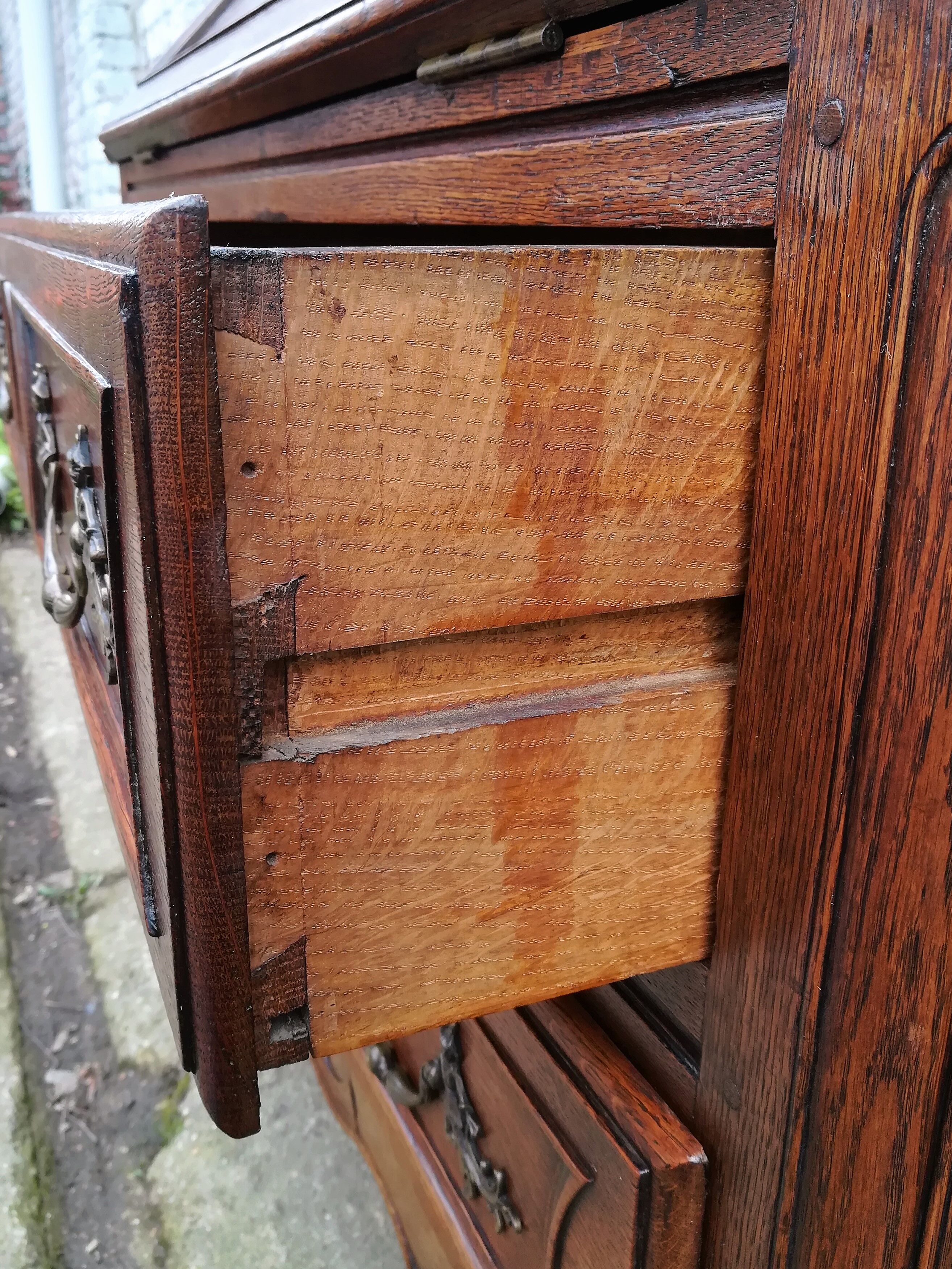 Bureau de pente style Louis XV en chêne