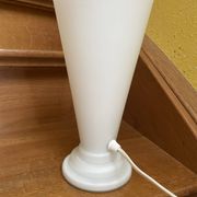 Lampe à poser en opaline Art déco
