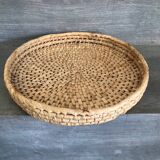 Plateau, wicker basket