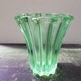 Ancien vase p d’avesn verre vert uranium made in france vintage