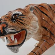 Italian Hollywood Regency Ceramic handpainted Tiger Sculpture, ca. 1950