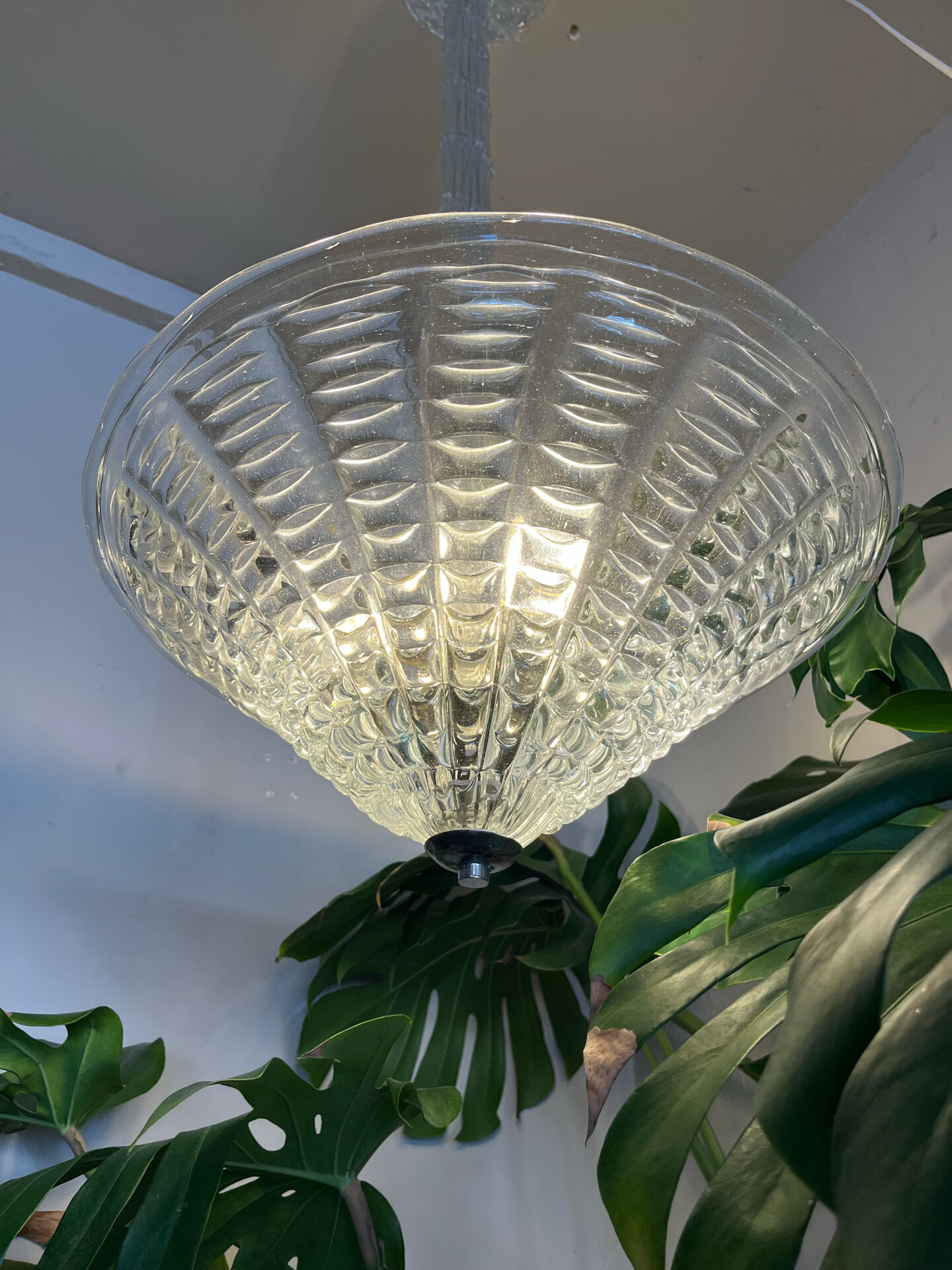 Beautiful Art Deco glass pendant.