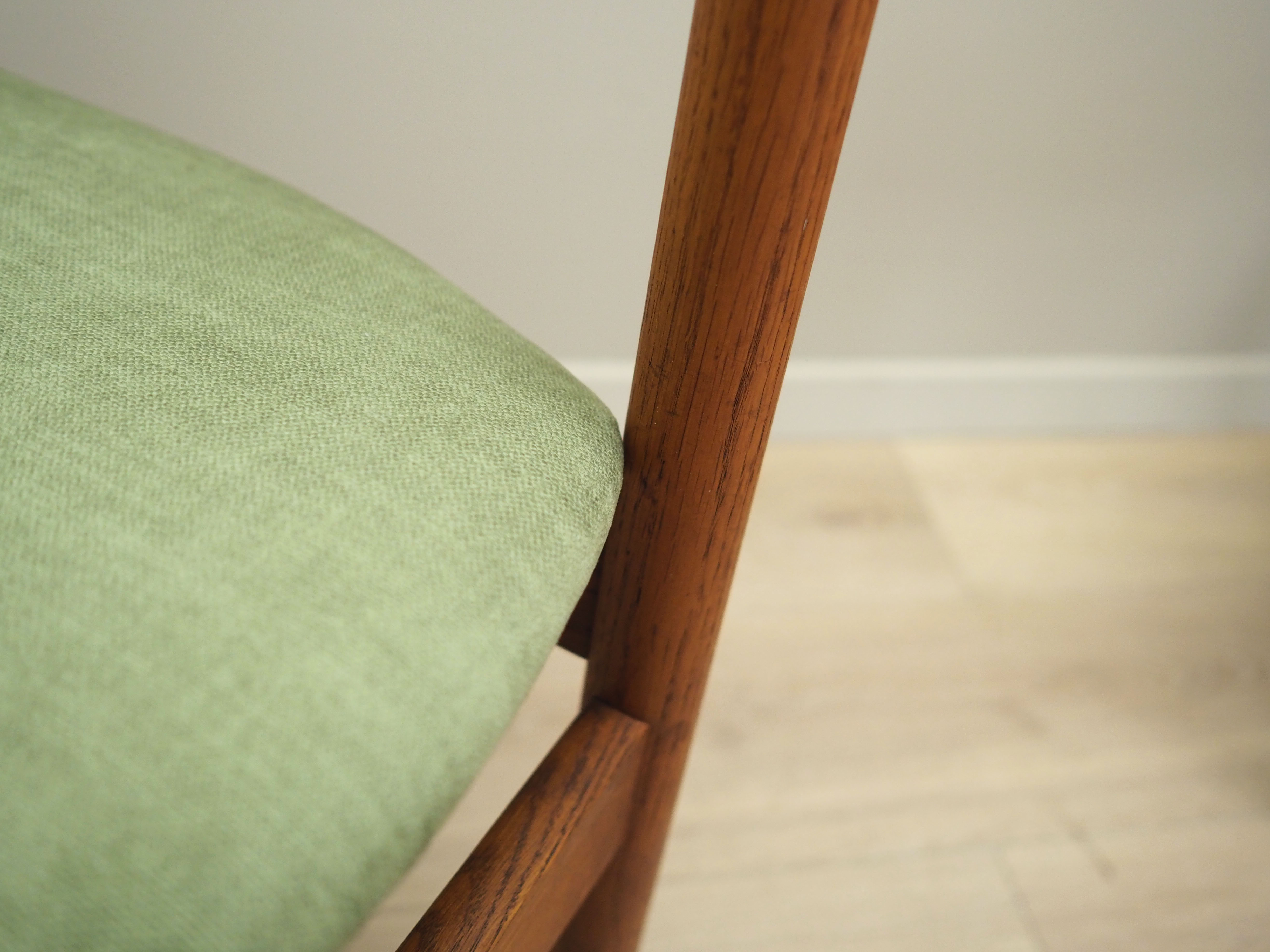 Set of two oak chairs, Danish design, 1960s, designer: Jørgen Baekmark, manufacturer: FDB Møbler