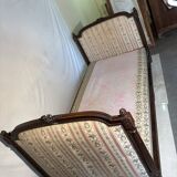 Antique Louis XVI style daybed in carved wood and patterned fabric