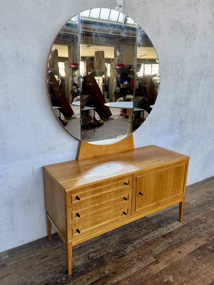 Vintage light wood dressing table and toilet sideboard